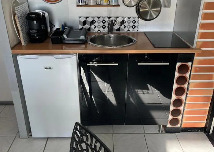 Le Phare Des Barges *